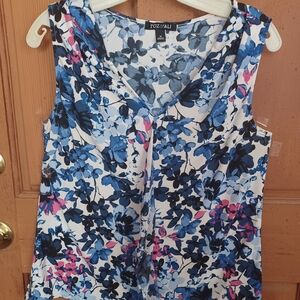 Roz & Ali Blue and Pink Floral Sleeveless Top
